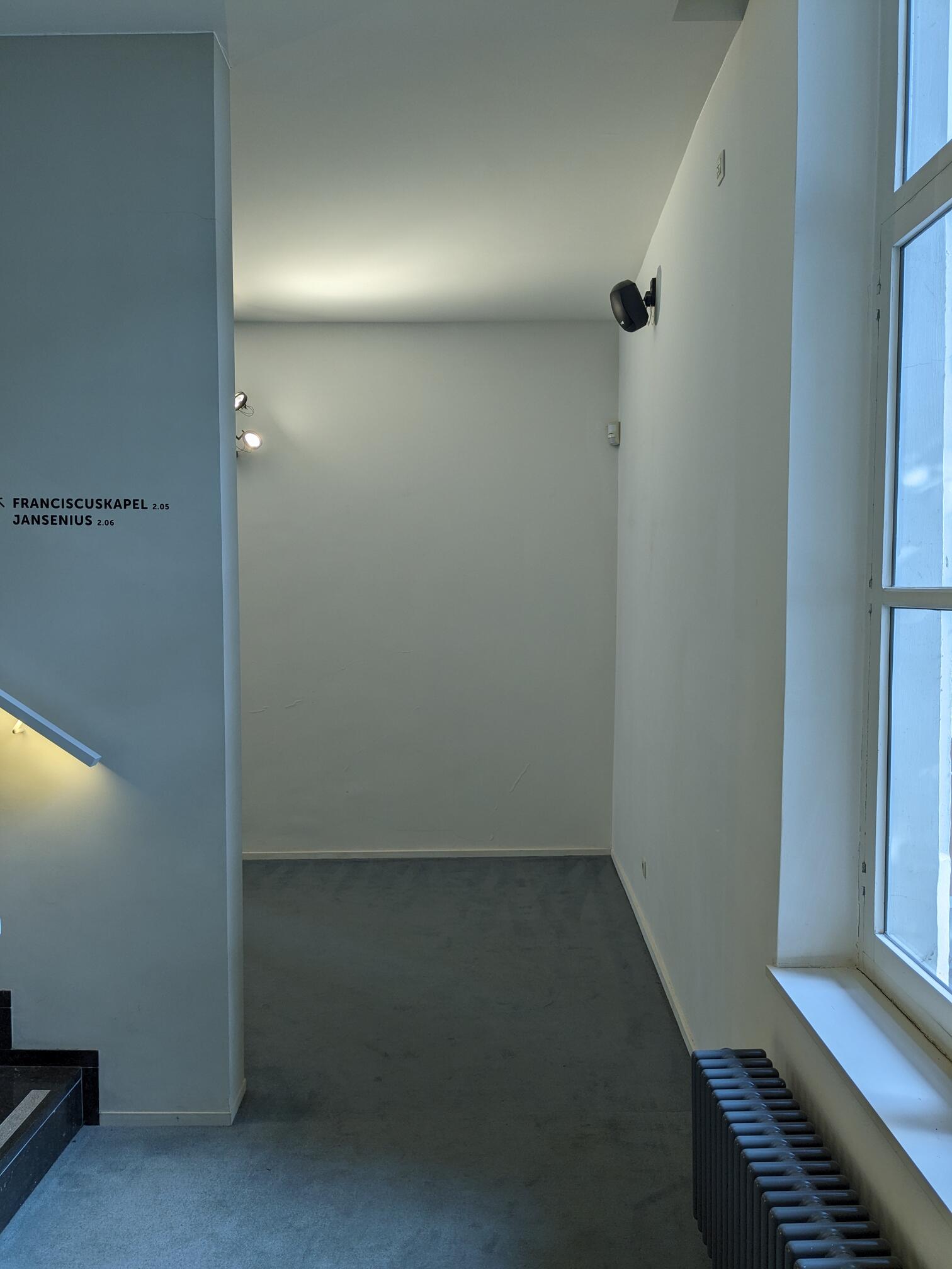 Opposite Class A (Zaal 1.05)